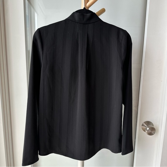 Babaton Power blouse - Picture 2 of 4